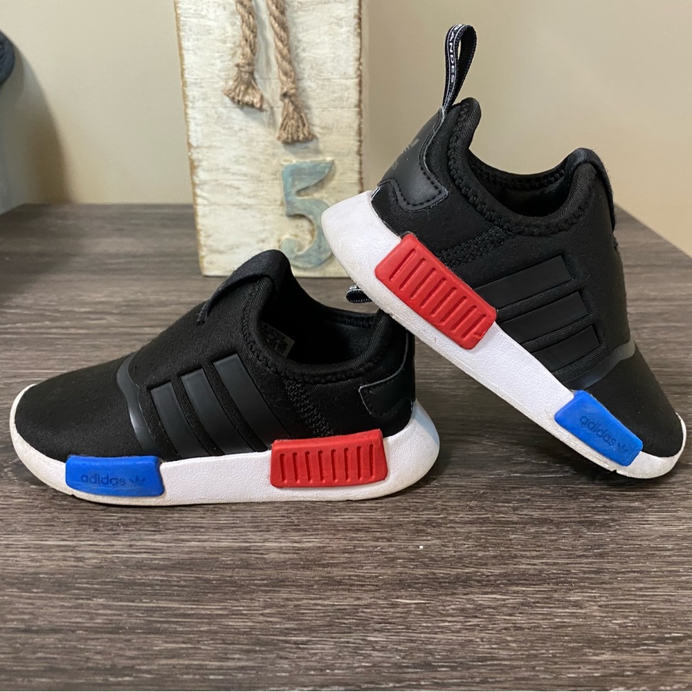 Toddler Boys size 7 Adidas NMD 360 Slip-on Casual Sneaker